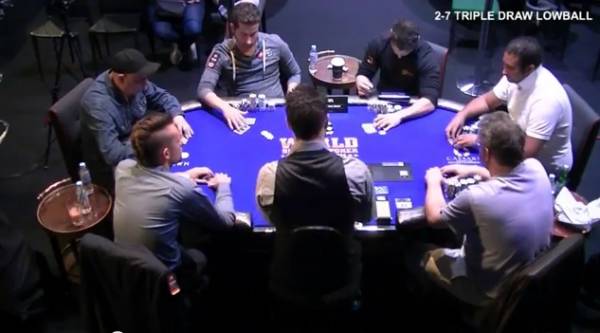 2014 WSOP APAC - Jack Salter Leads Final Table