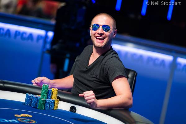 Chance Kornuth Leads PCA Main Event 2015 as Final Table Set 