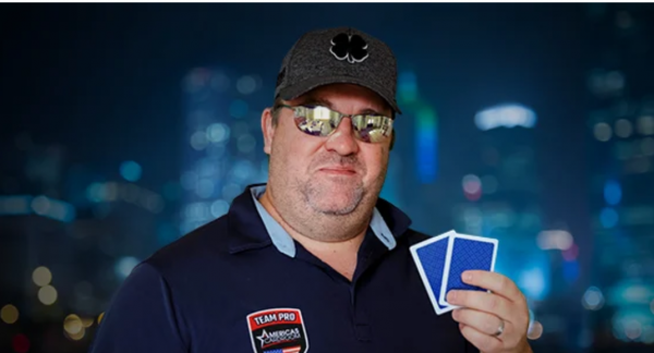 Chris Moneymaker Becomes an Americas Cardroom Team Pro