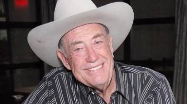 Doyle Brunson Still All-In at 2012 WSOP Main Event, Shaun Deeb, Vanessa Selbst G