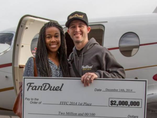 33-Year-Old Turns $35 Into $2 Million at 2014 Fantasy Football Championship