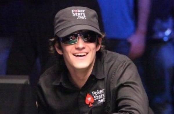 Isaac Haxton Joins Team PokerStars