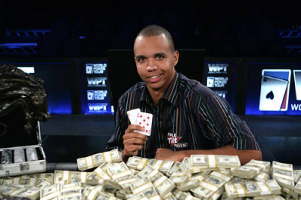 Phil Ivey Playing in 2012 World Series of Poker After One-Year Absence