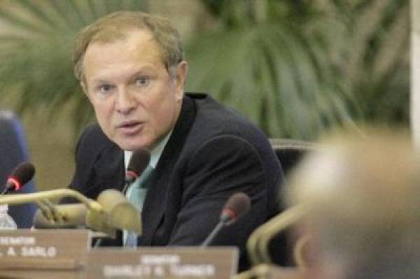 New Jersey State Senator Raymond Lesniak