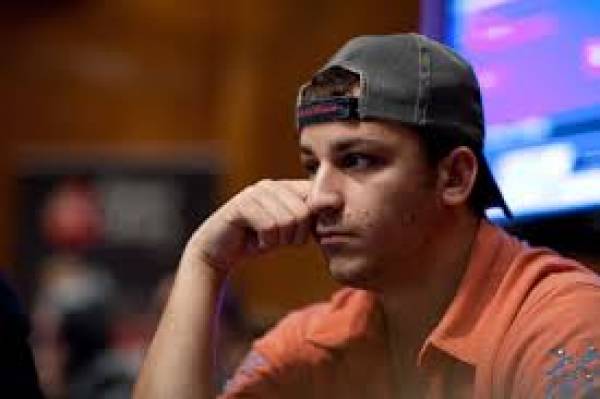 Sorel Mizzi Leads at 2015 PCA $100 Super High Roller Event