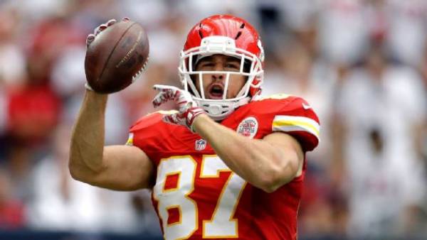 Bet on Travis Kelce to Score a Touchdown vs. Broncos Thursday Night