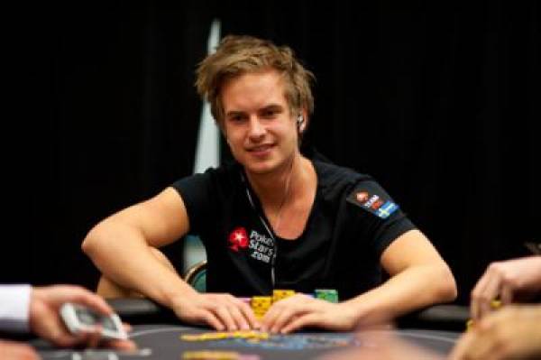 Viktor Blom Leads The Poker Players Championship
