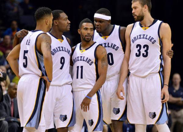 MEMPHIS GRIZZLIES (3-2) at PORTLAND TRAIL BLAZERS (3-2)