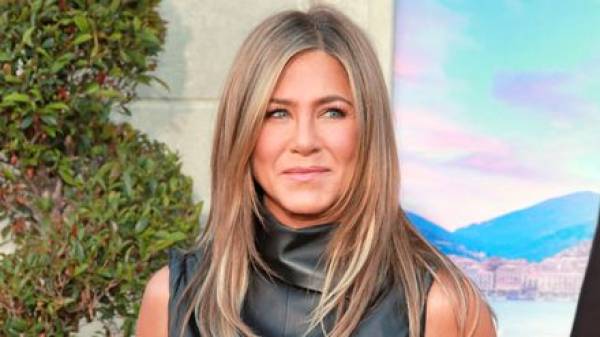 Could Jennifer Aniston Really Become Bill Gates Next Girlfriend?  Bet On It