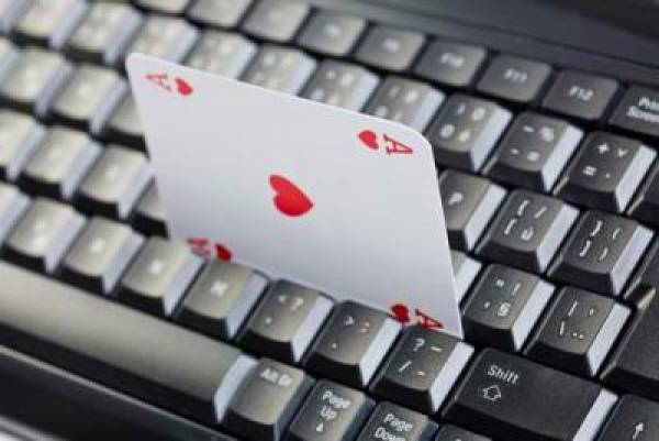 Three More Companies Obtain Nevada Online Gambling Licenses  