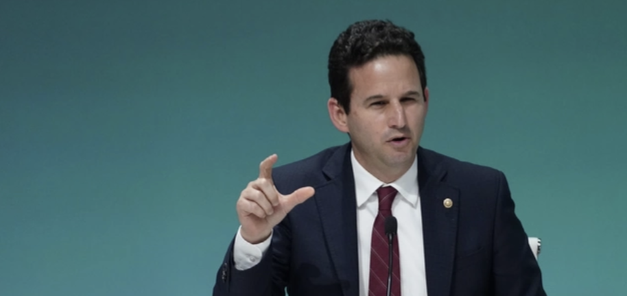  Senator Brian Schatz