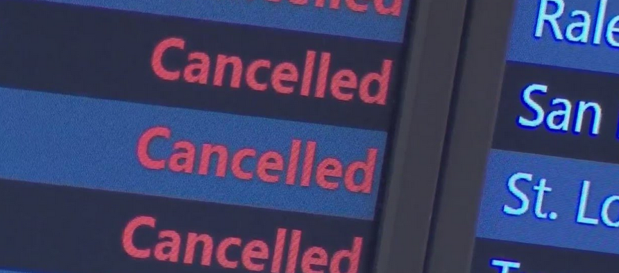 Thanksgiving Flight Delays - Betting on the Over, Under 