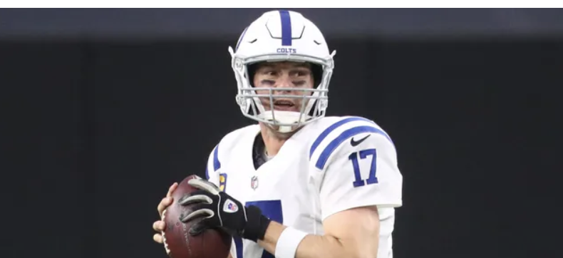 Philip Rivers throwing football with the Indianapolis Colts