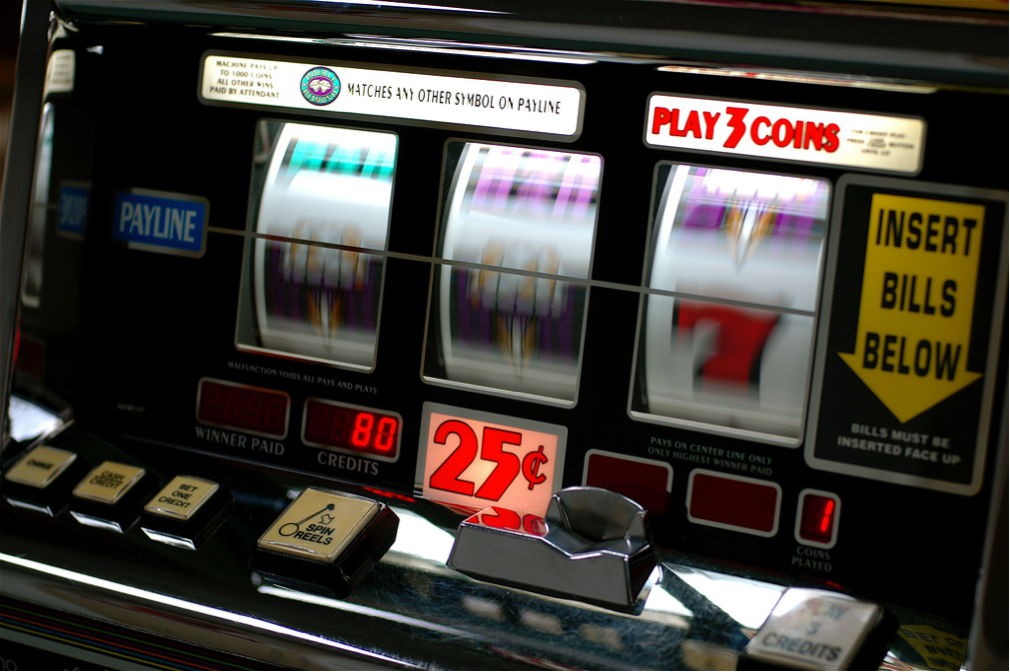 Tips to Win at Slot Machines with Minimal Bets