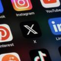 UNLV Researcher Looks at the Growing Connection Between Social Media and Online Gambling