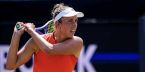 Linda Noskova is a -178 favorite versus Elise Mertens, who pays out US$146 for every US$100 bet. 